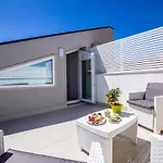 Aruci Bed & Breakfast