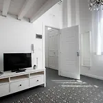Aruci Bed & Breakfast 3*