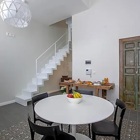 Aruci Bed & Breakfast